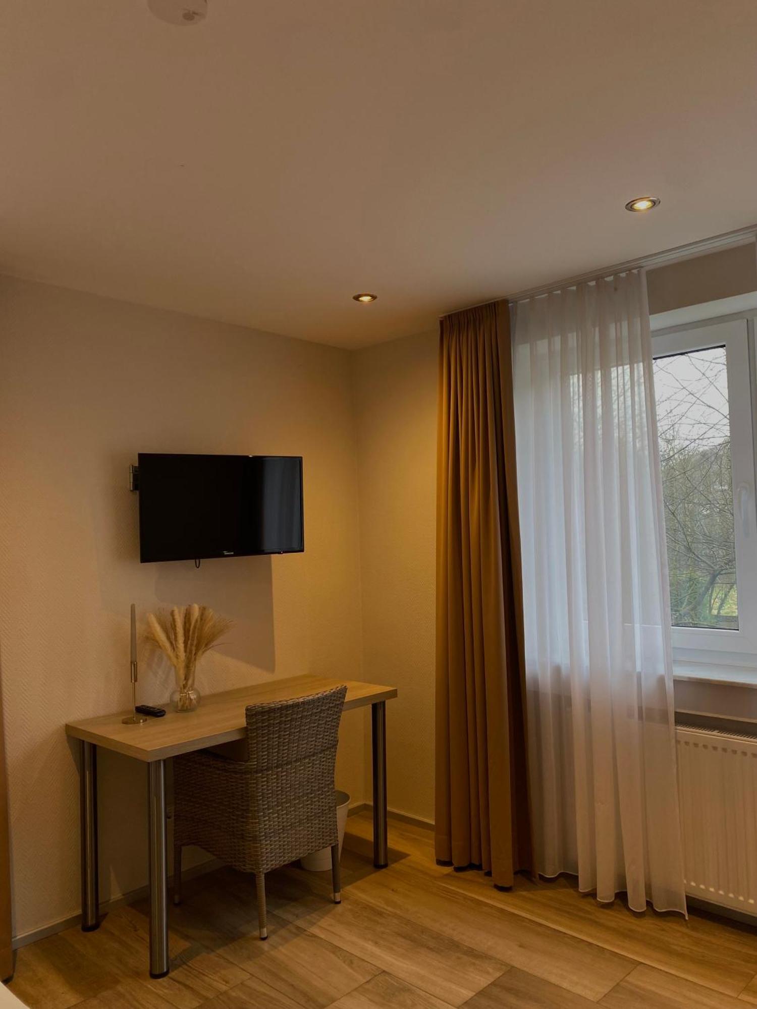Hotel Scheid Шрисхайм Екстериор снимка