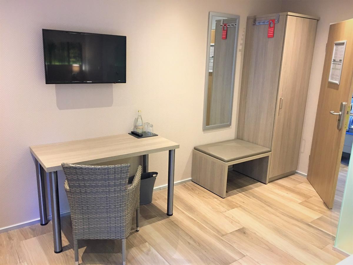 Hotel Scheid Шрисхайм Екстериор снимка